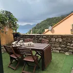 La Casetta Rossa Apartament *