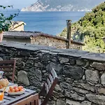 La Casetta Rossa 아파트