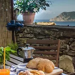 La Casetta Rossa Corniglia