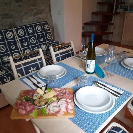 La Casetta Rossa Apartamento Corniglia