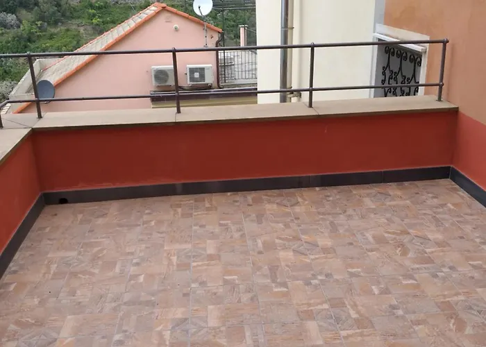 La Casetta Rossa Lägenhet *